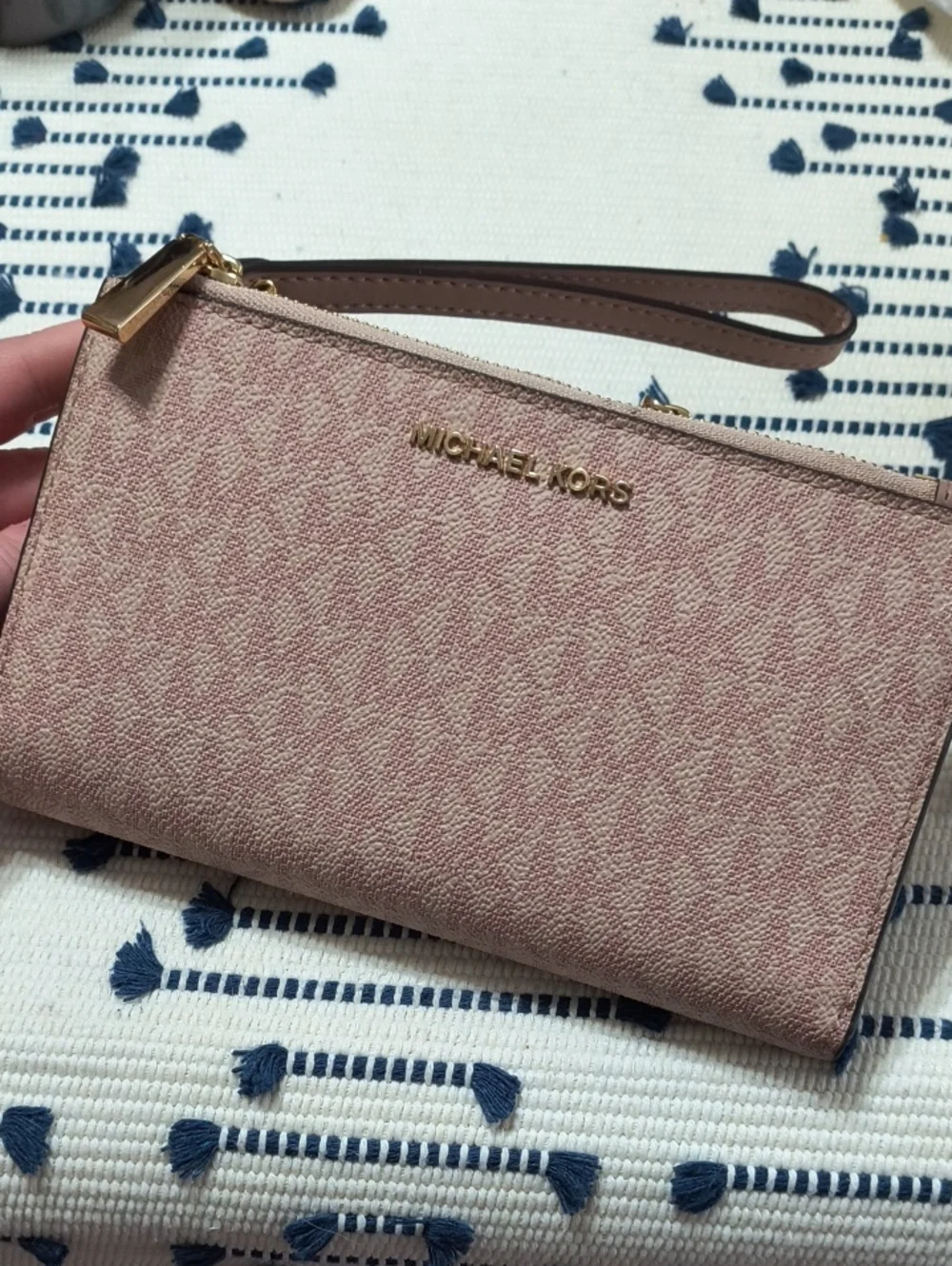Michael Kors Jet Set Travel Double Zip Wristlet